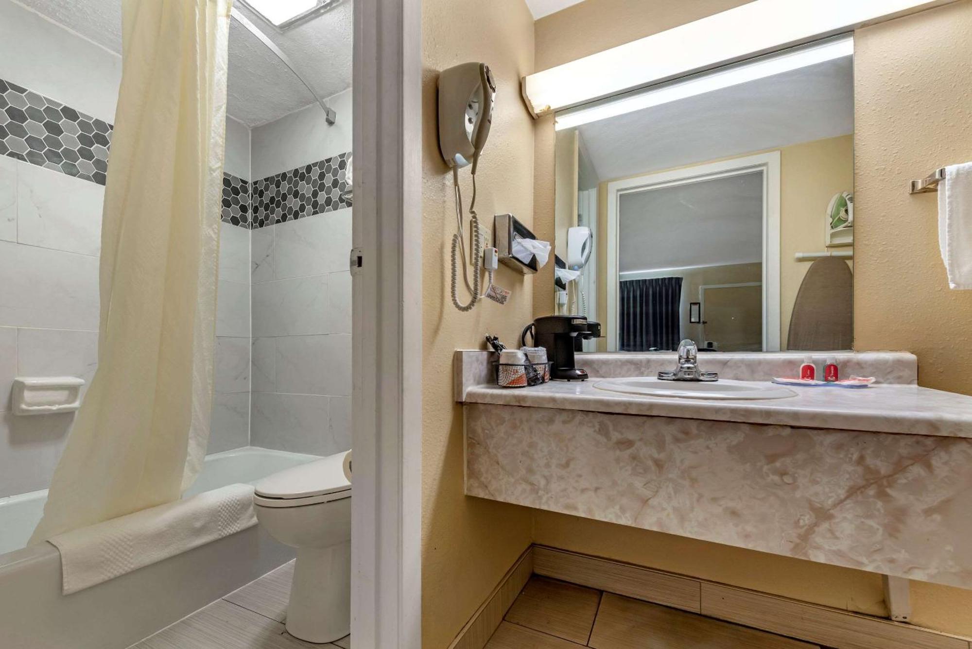 Econo Lodge Erlanger - Cincinnati Airport Екстер'єр фото