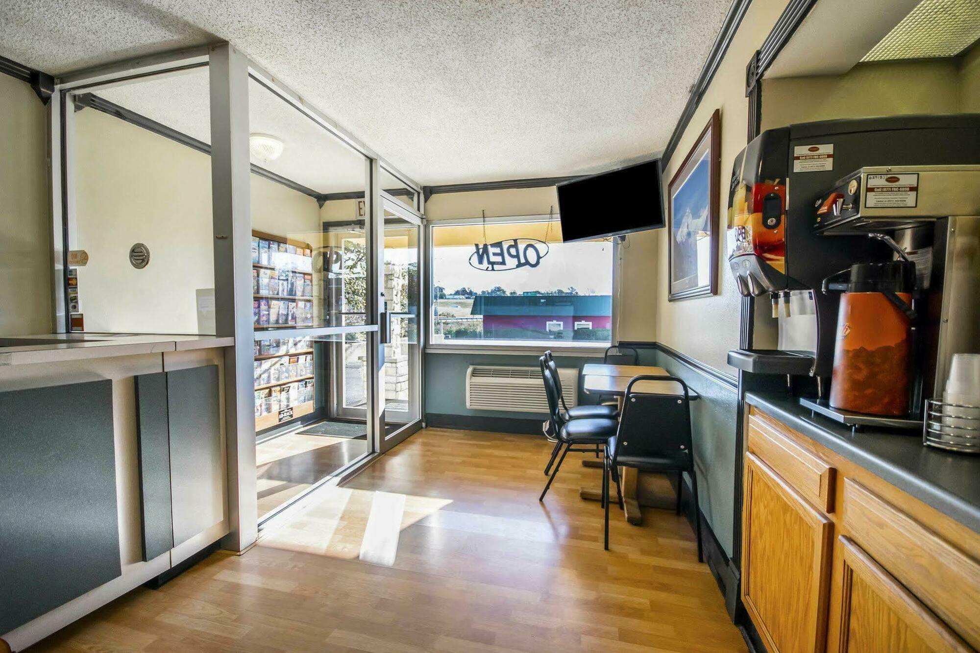 Econo Lodge Erlanger - Cincinnati Airport Екстер'єр фото